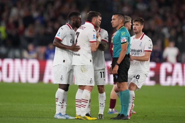 santiago gimenez.jpg